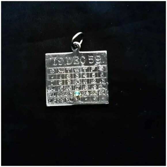 Vintage Charm Bracelet Charm, Sterling Silver, is Dated 12/24/1959 - Picture 4 of 9